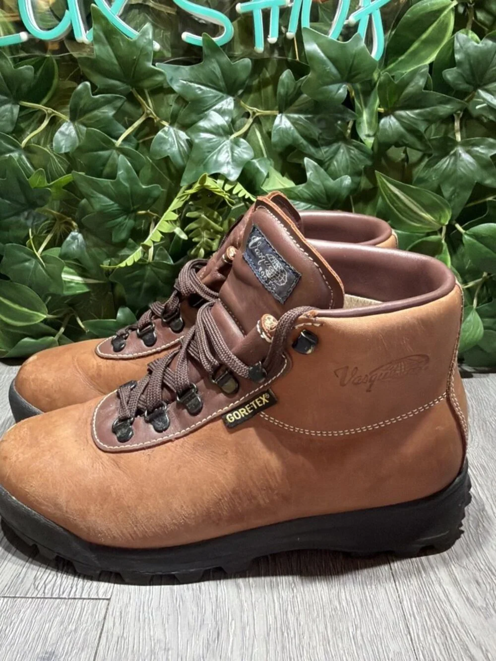 VTG Vasque SKYWALK Sundowner Boots Men 8 Wide Leather Gore Tex Made in Italy 90s